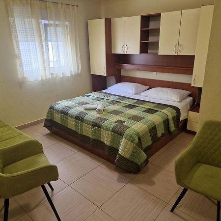 Villa Grgo Apartments Tucepi Exterior photo