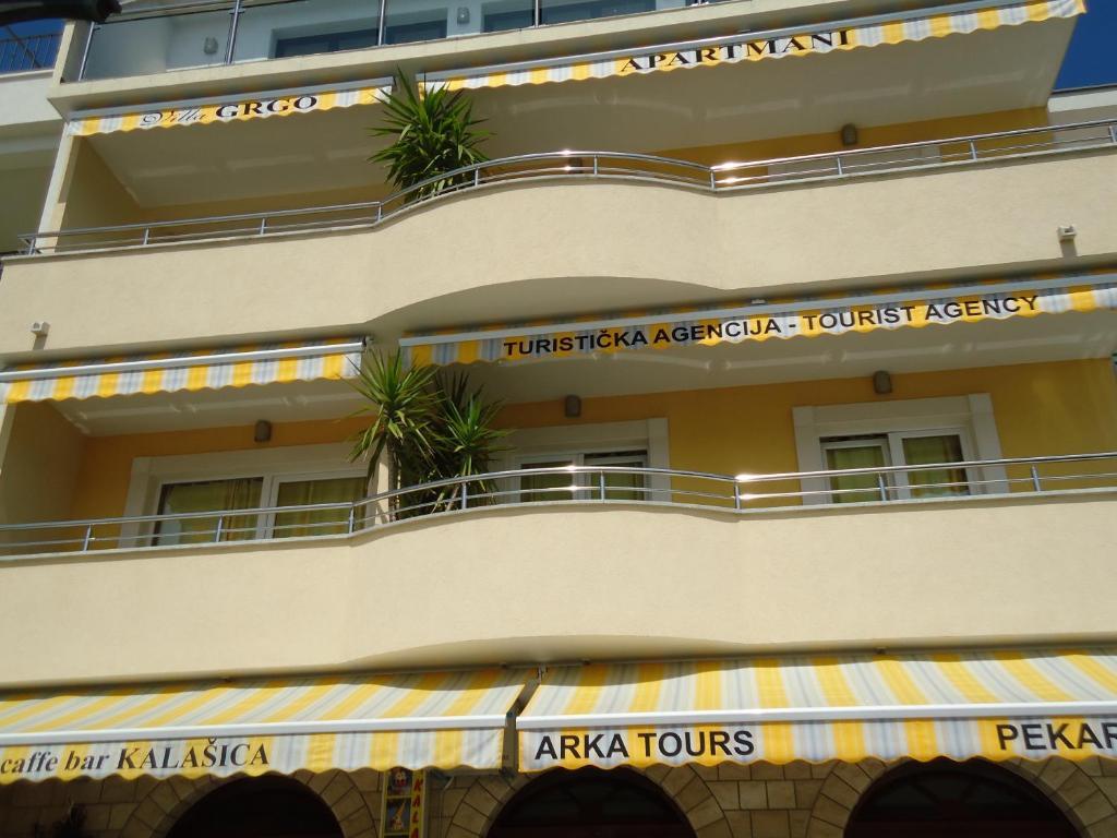 Villa Grgo Apartments Tucepi Exterior photo
