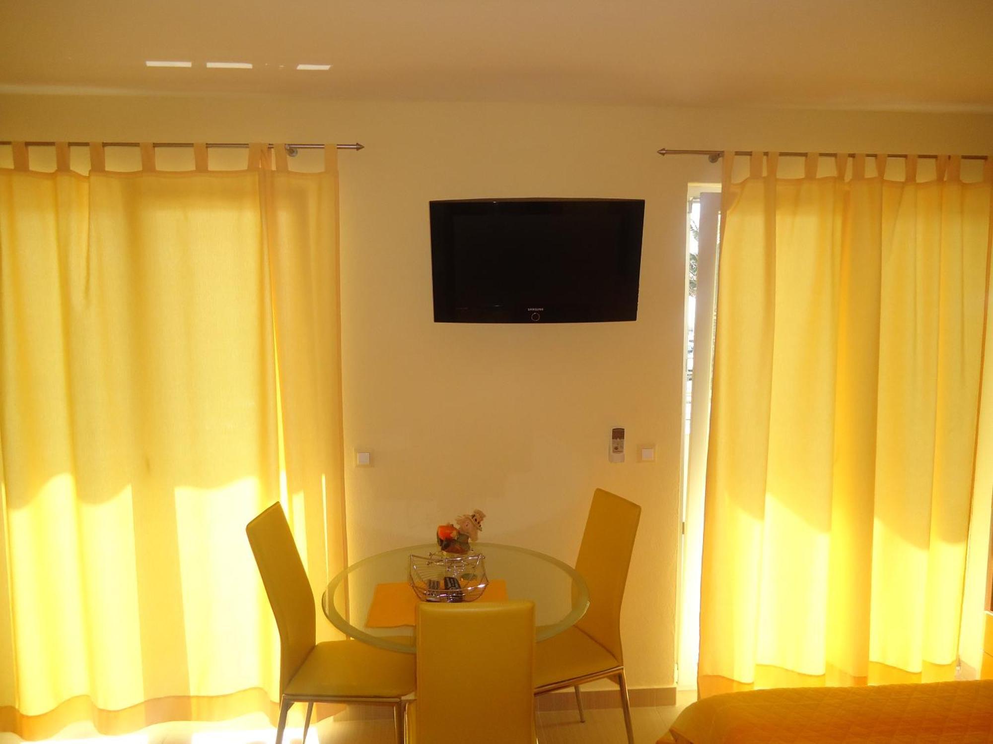 Villa Grgo Apartments Tucepi Exterior photo