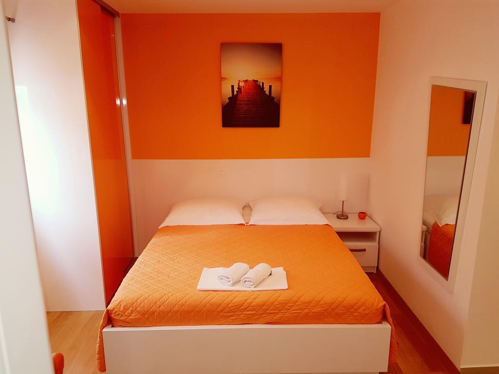 Villa Grgo Apartments Tucepi Exterior photo